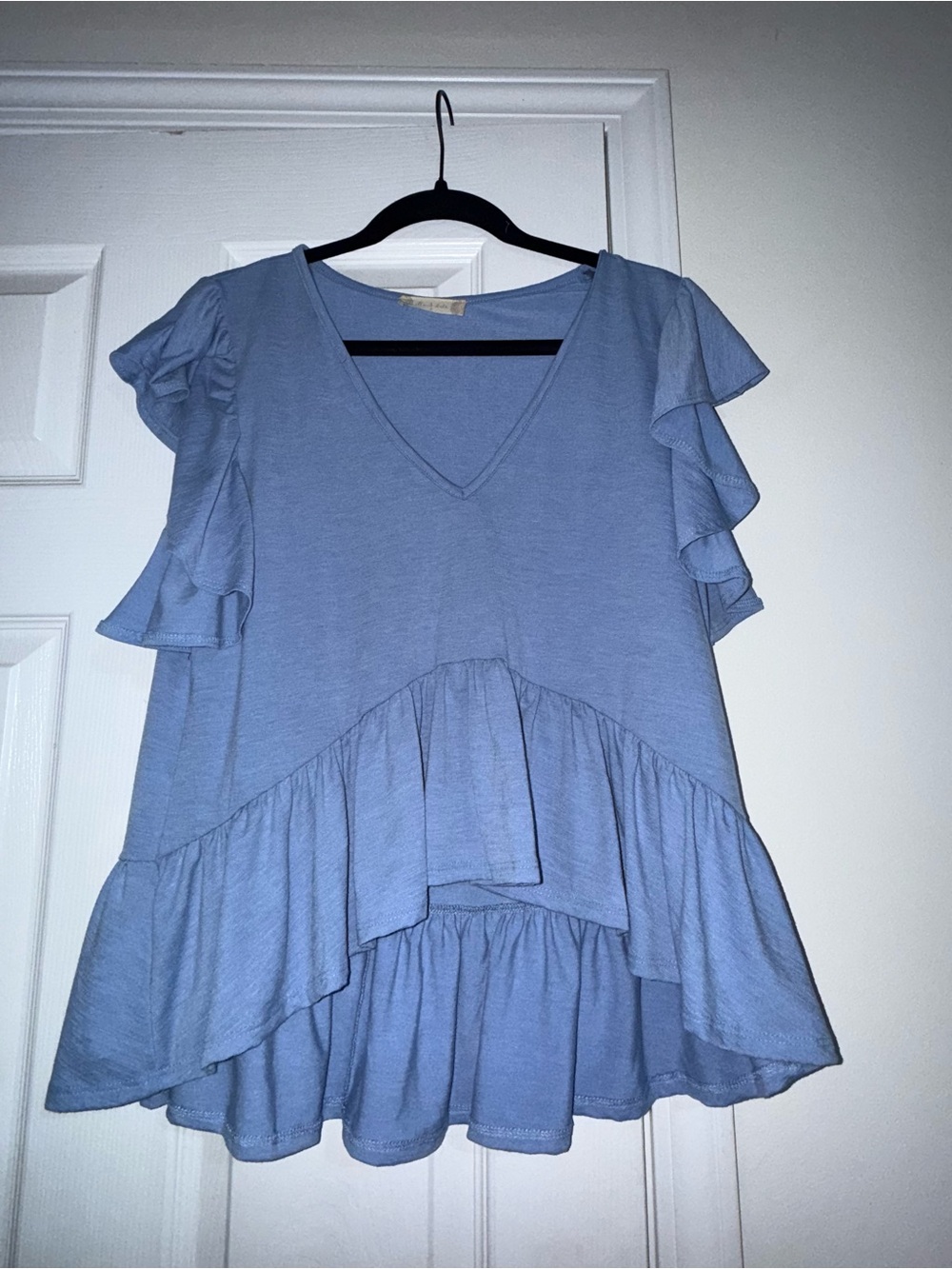 Altar’d State Ruffle Hi-Low V-Neck Women's Top